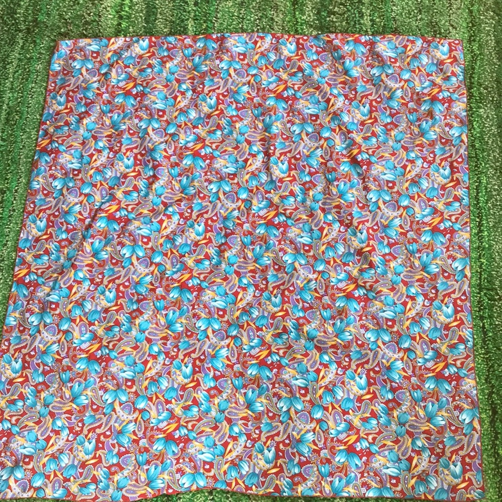 Floral Cotton Linen Square - Blue & Red